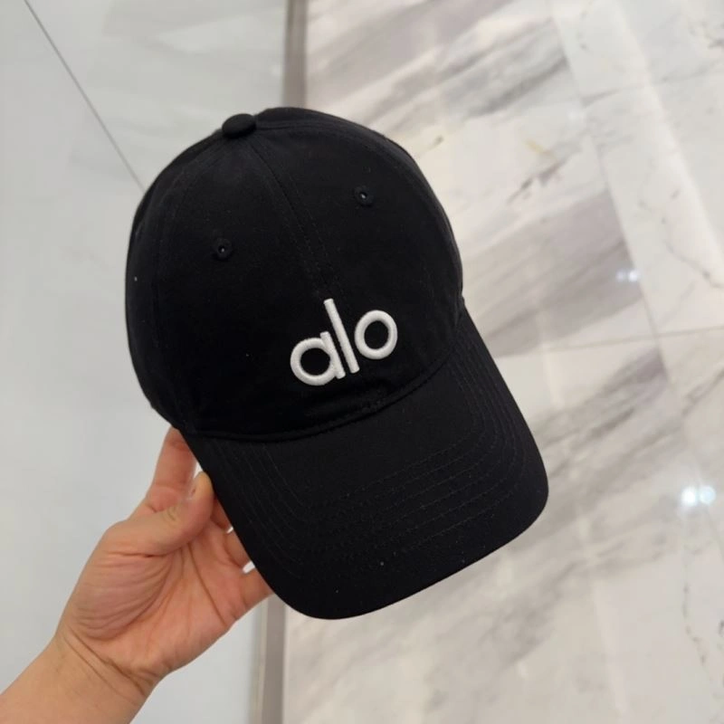 Alo Caps FashionForward 261023