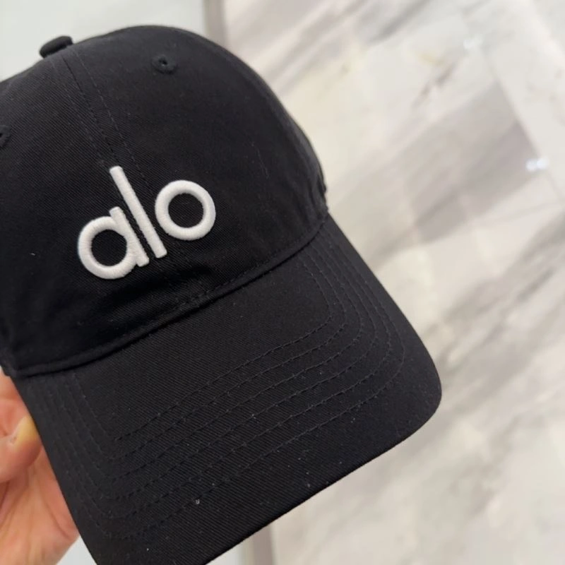 Alo Caps FashionForward 261023