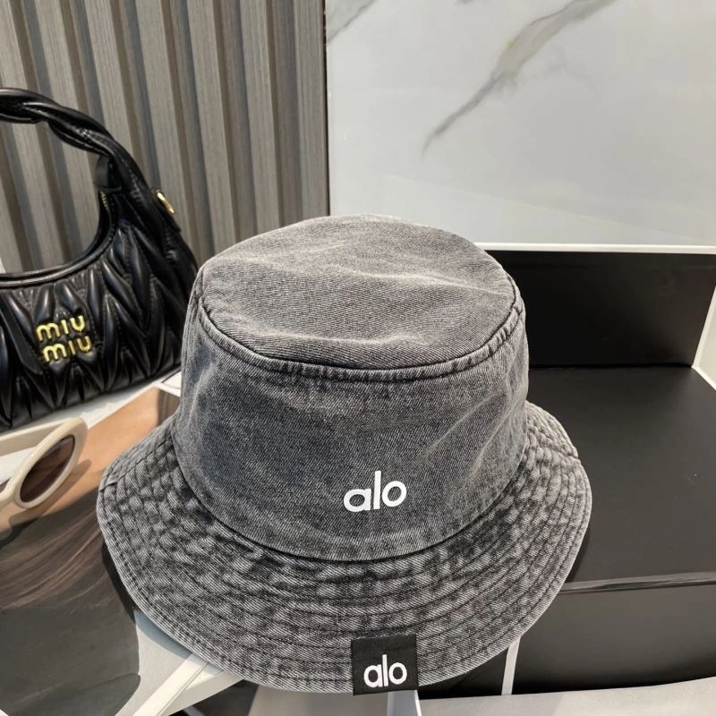 Seasonal Alo Caps 260984