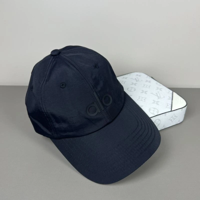 Seasonal Alo Caps 261003