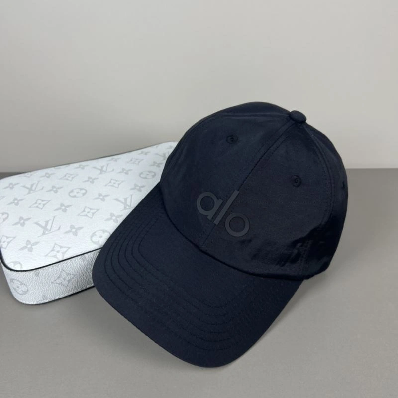 Seasonal Alo Caps 261003