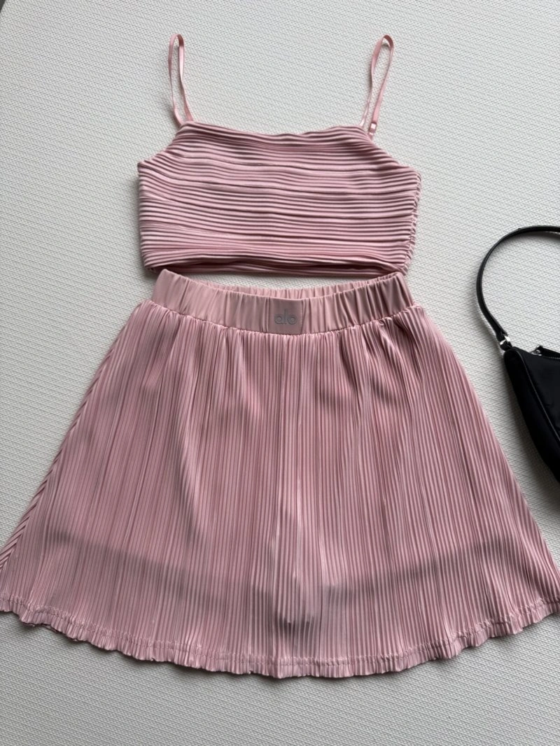 Alo Dress Suits Youthful 157230