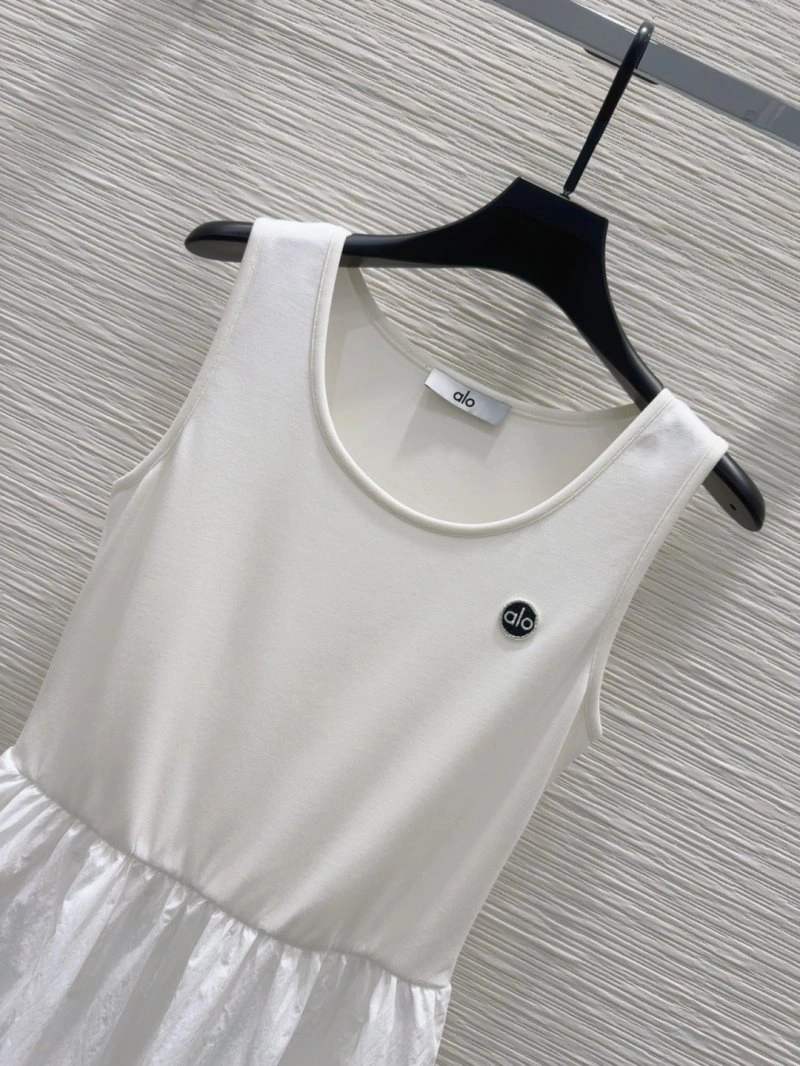 Minimalist Alo Dress 157191