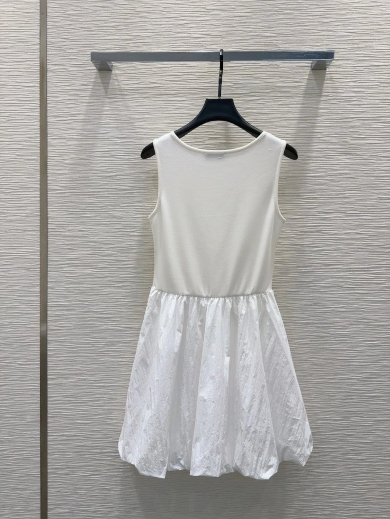 Minimalist Alo Dress 157191