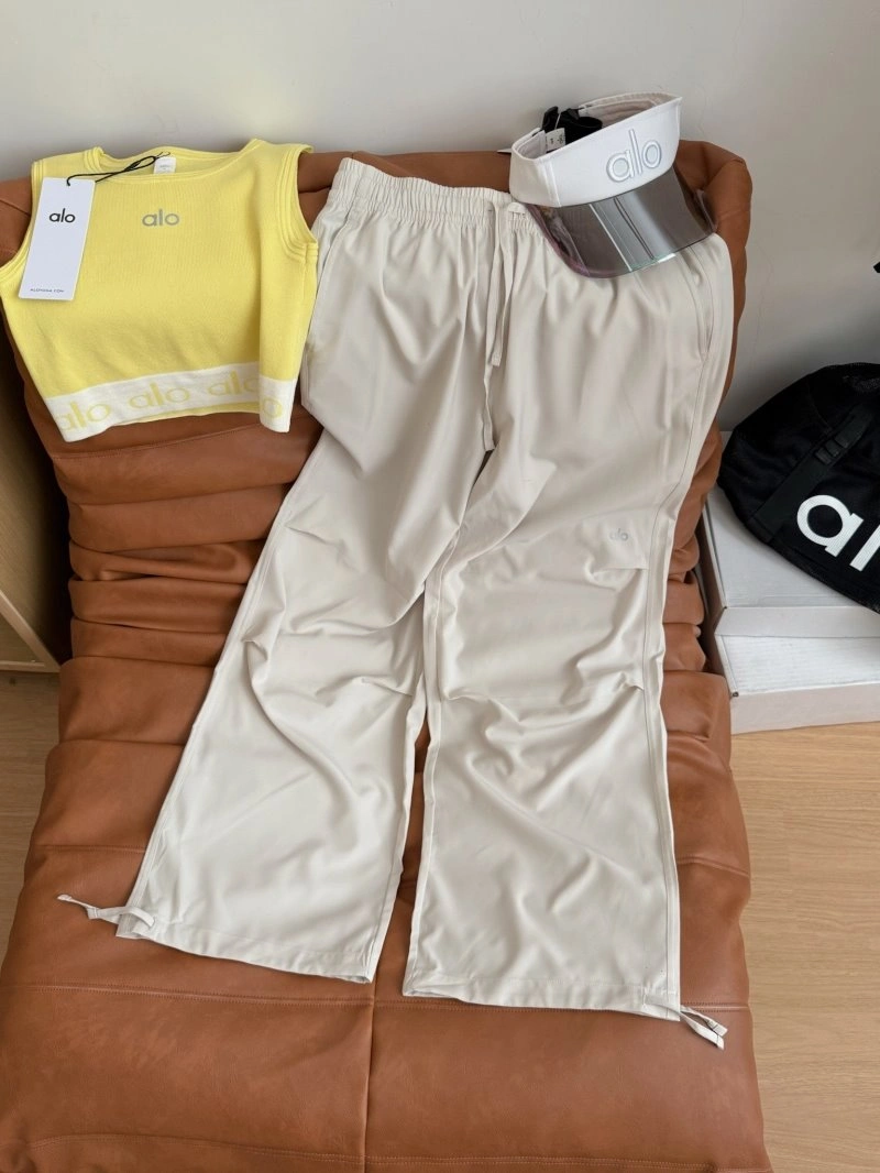 Seasonal Alo Long Pants 152037