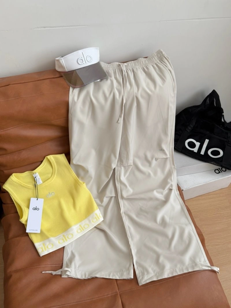 Seasonal Alo Long Pants 152037