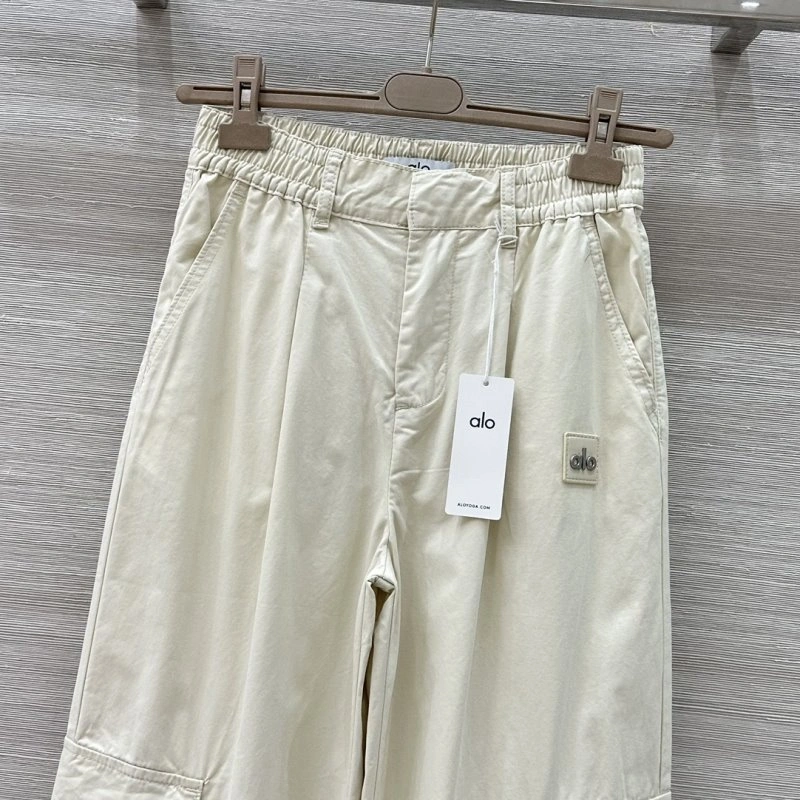 Seasonal Alo Long Pants 152022