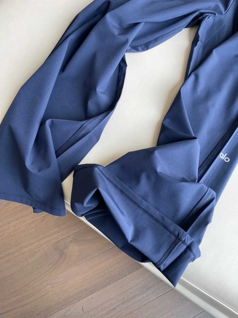 TimelessDesign Alo Long Pants 152018