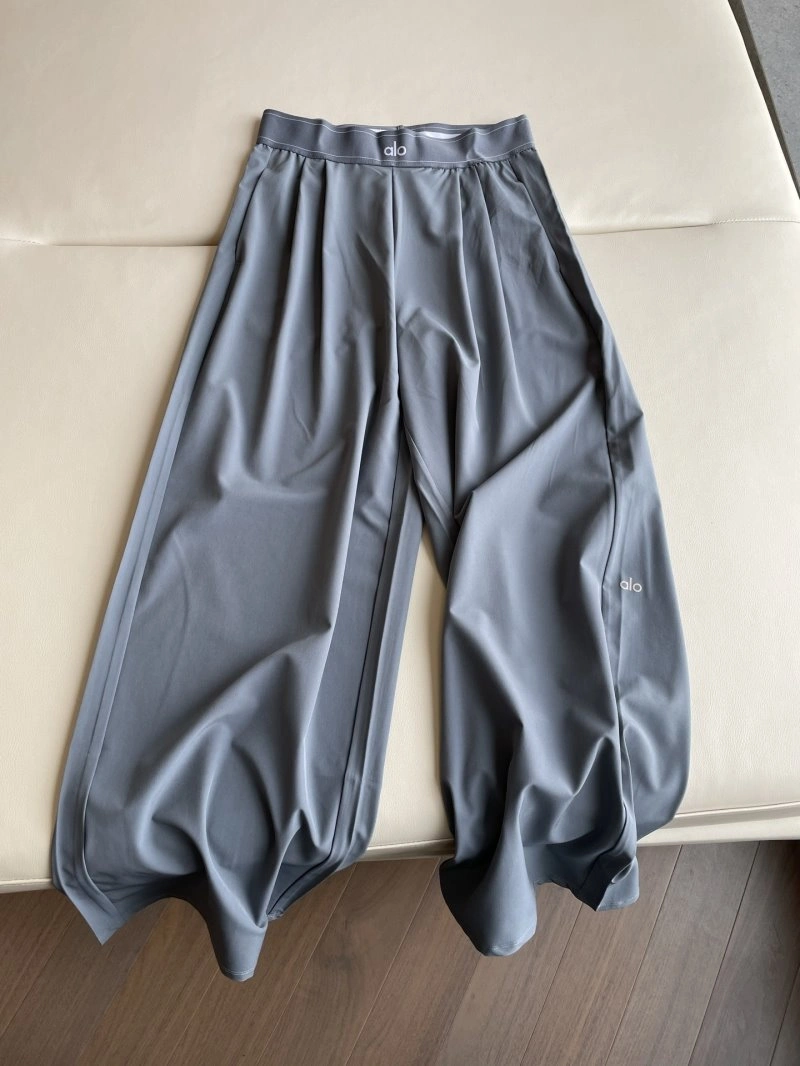 StreetReady Alo Long Pants 152021