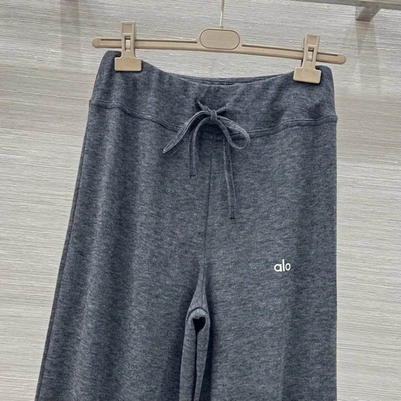 WrinkleFree Alo Long Pants 157150