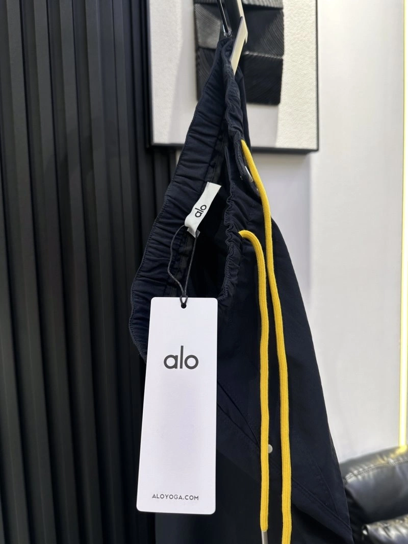 WaterResistant Alo Long Pants 150112