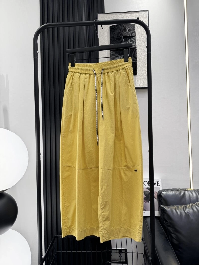 FashionForward Alo Long Pants 150107
