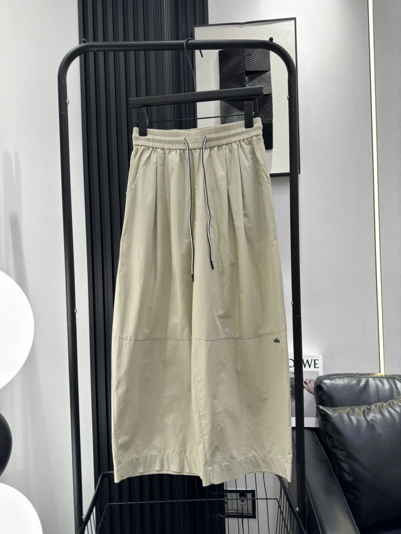 FashionForward Alo Long Pants 150107