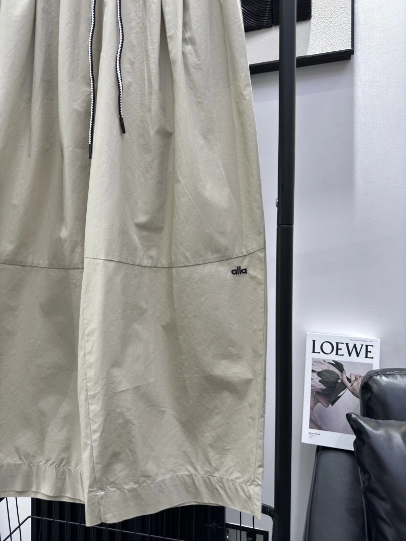 FashionForward Alo Long Pants 150107
