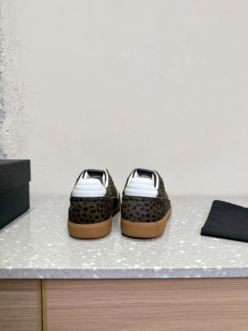 Flexible Alo Shoes 13151