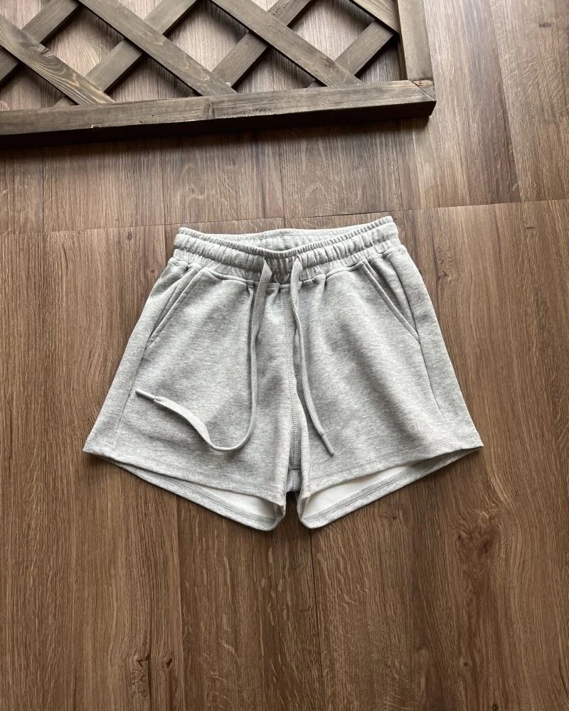 Lightweight Alo Short Pants 163385