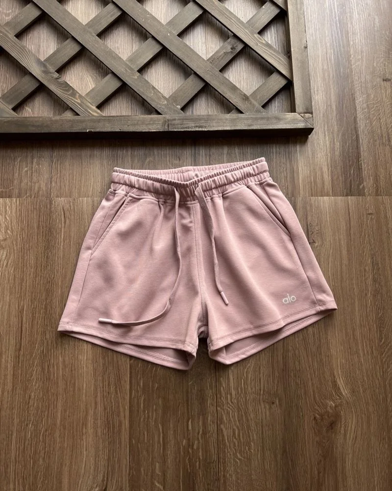 Lightweight Alo Short Pants 163385