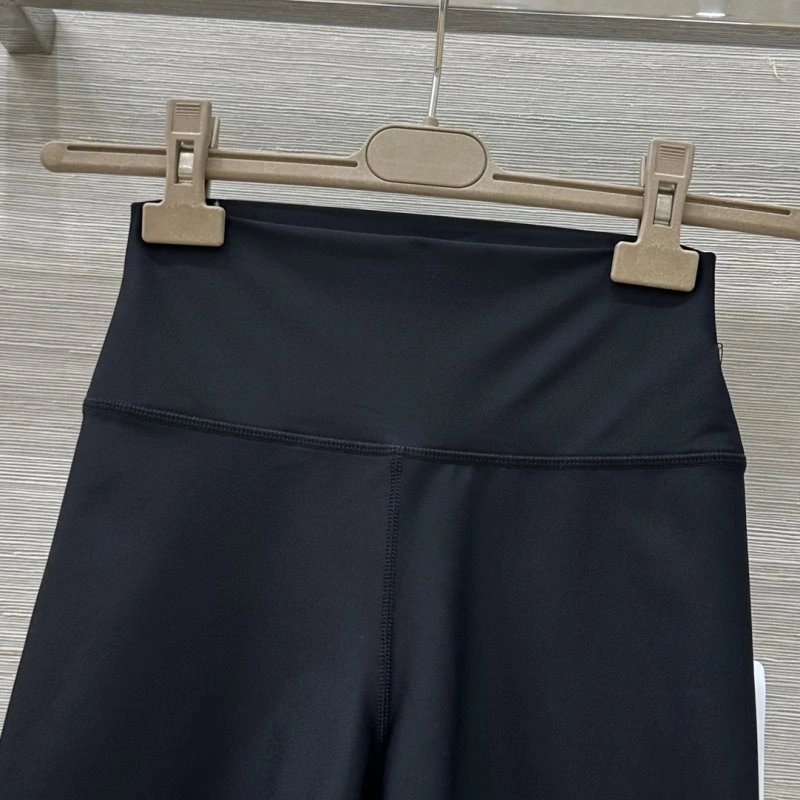 Alo Short Pants Trendy 152002