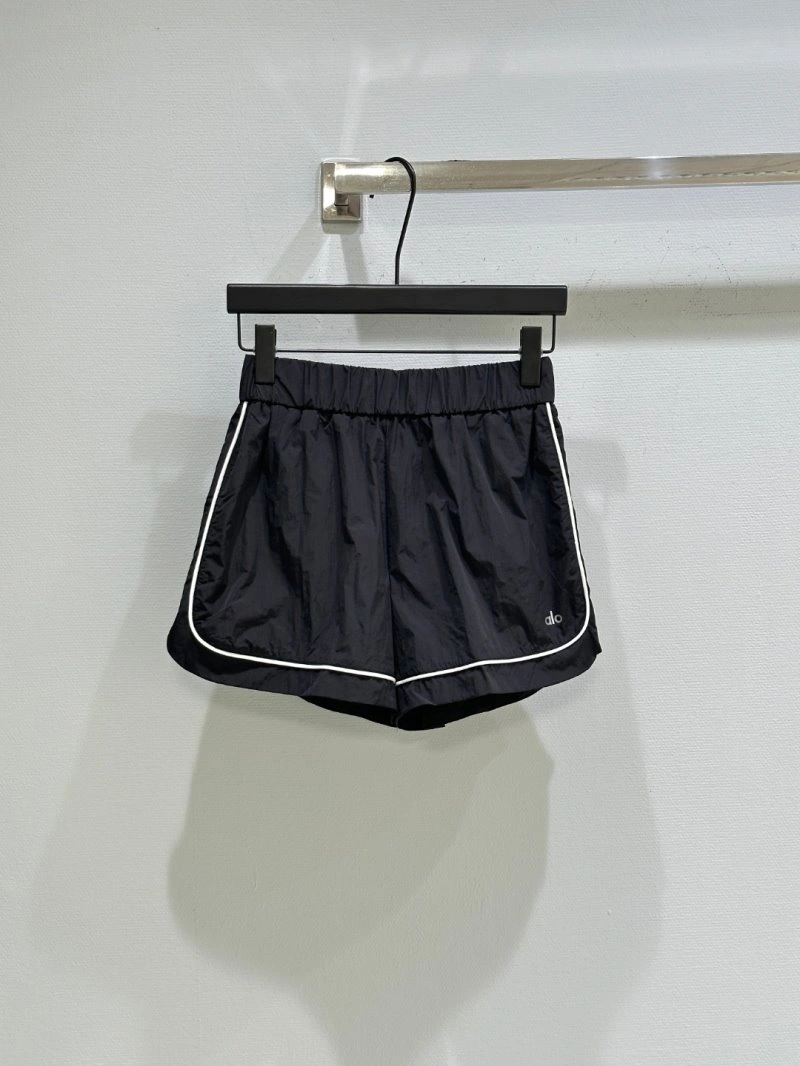 WrinkleFree Alo Short Pants 157139