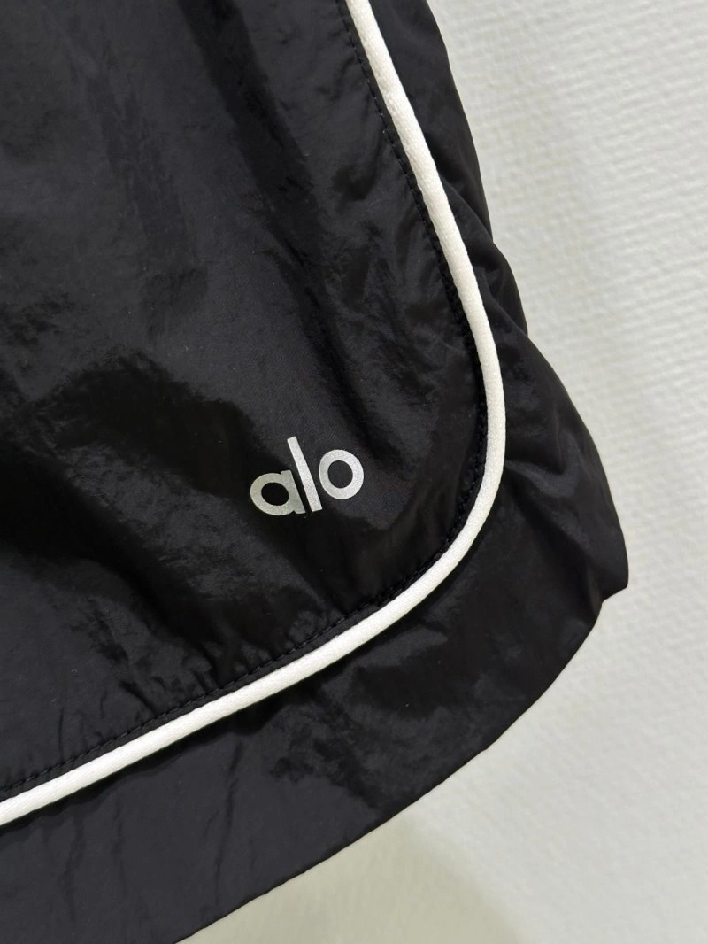 WrinkleFree Alo Short Pants 157139