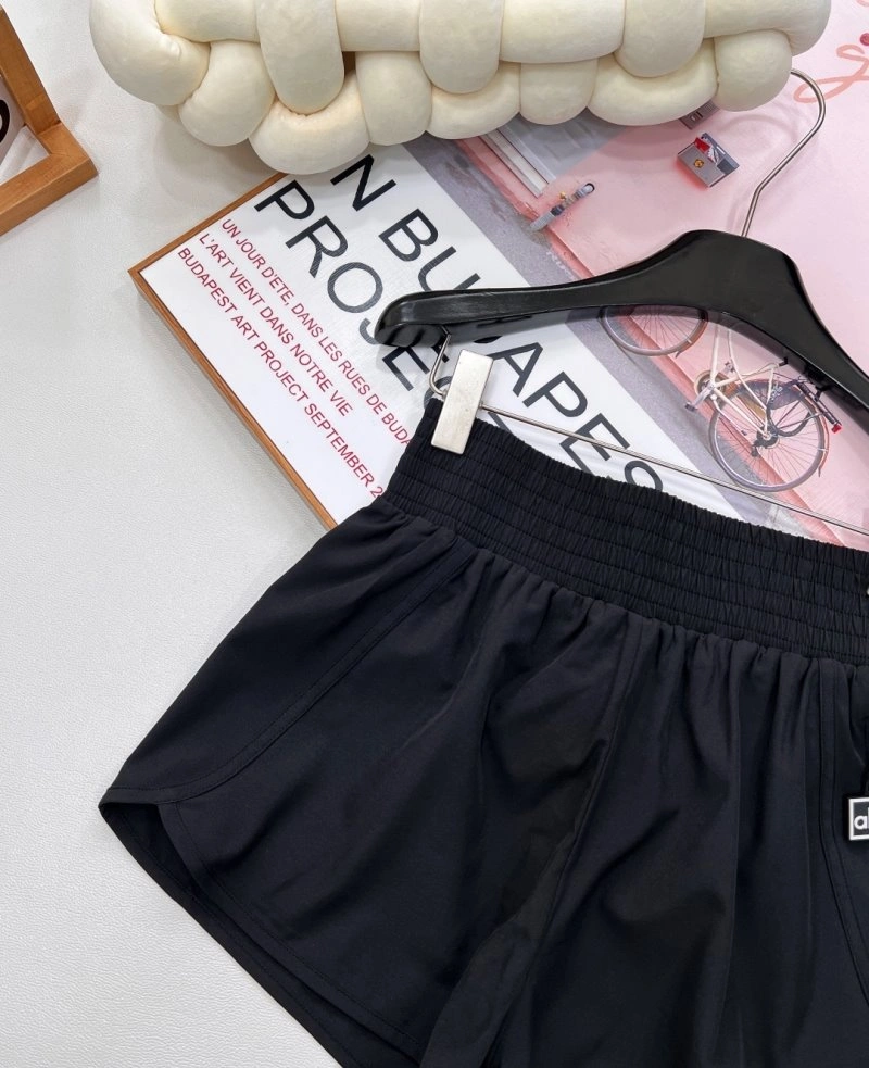 Alo Short Pants Breathable 150069