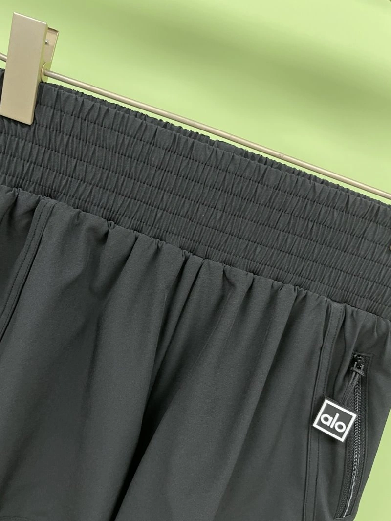 Lightweight Alo Short Pants 150070