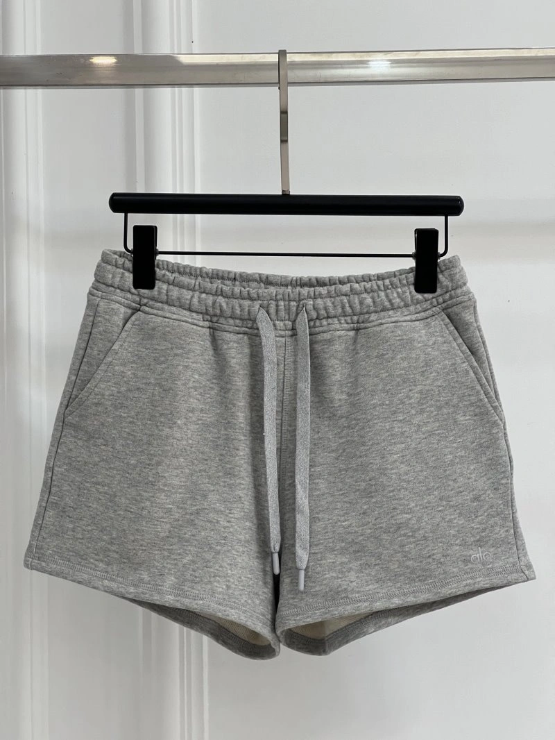 Alo Short Pants FreshLook 155101
