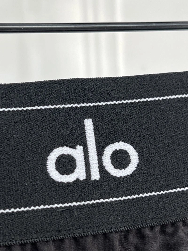 UrbanChic Alo Short Pants 155082