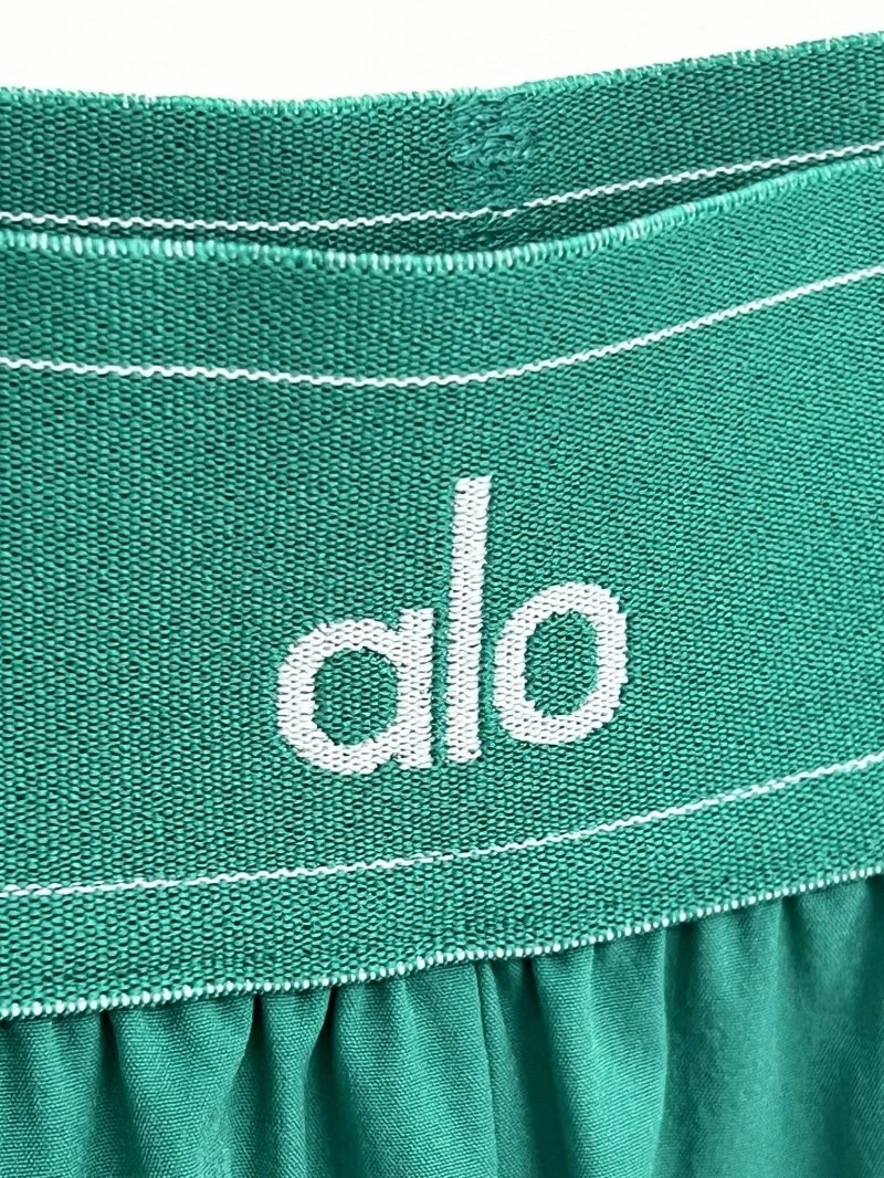 Breathable Alo Short Pants 155075
