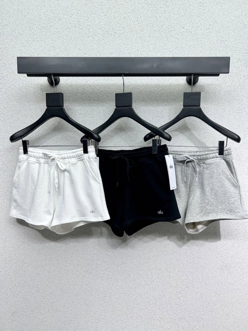 Alo Short Pants Durable 155185