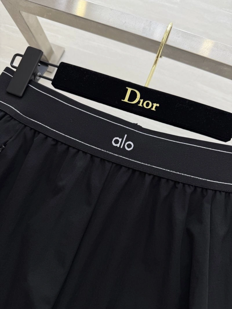 Alo Short Pants Effortless 153154