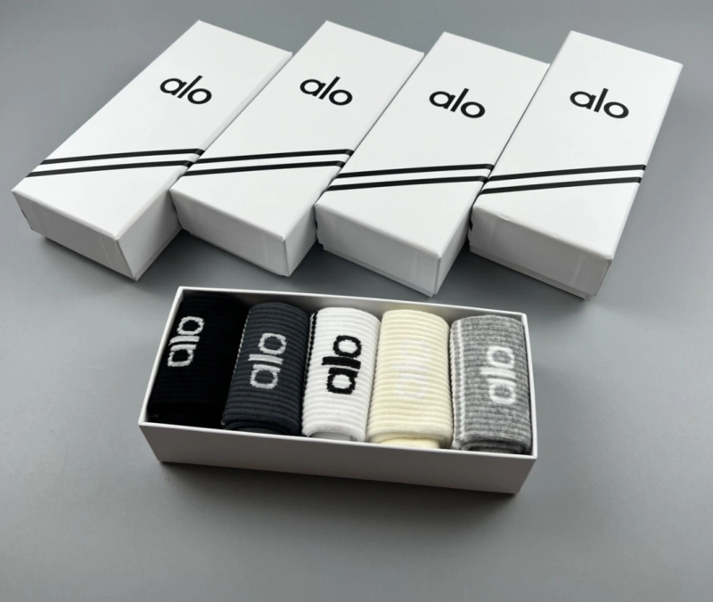 Alo Socks Stylish 274534