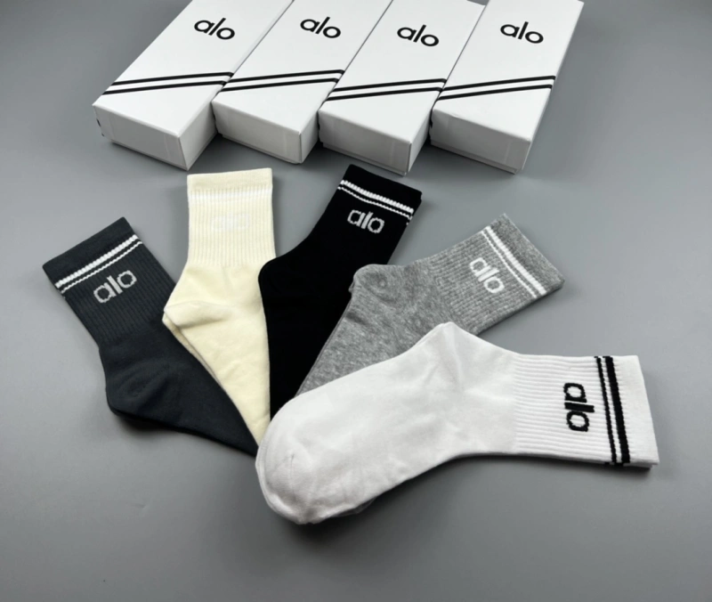 Alo Socks Stylish 274534