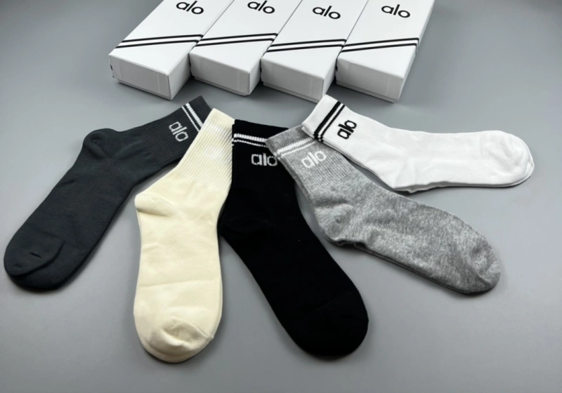 Alo Socks Stylish 274534