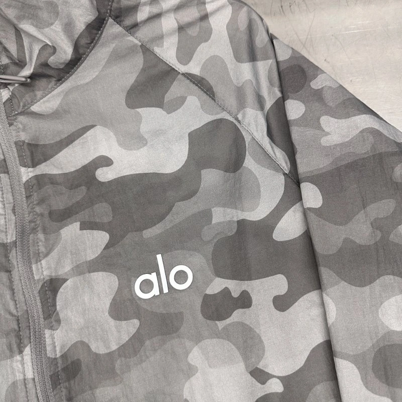 Alo Sunscreen Jacket Reliable 150021