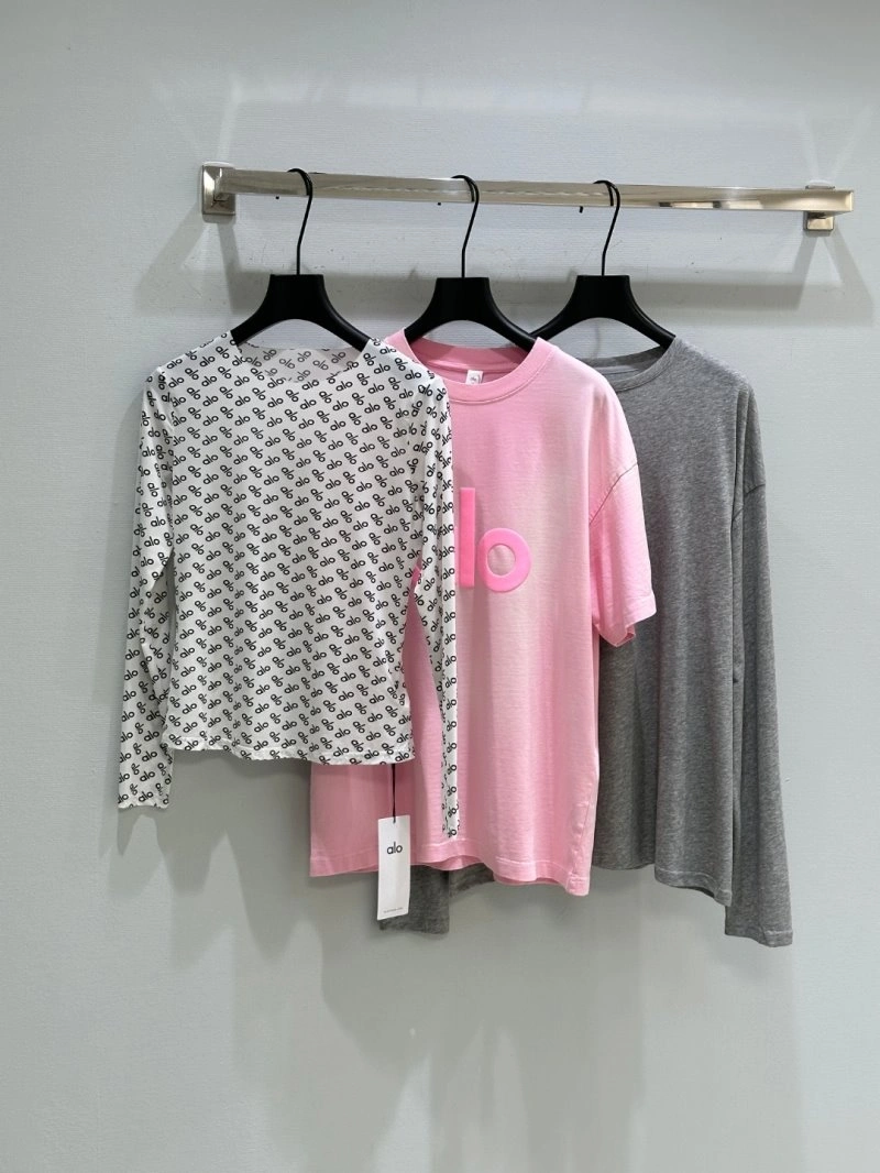 Alo T-Shirts Stretchable 157116