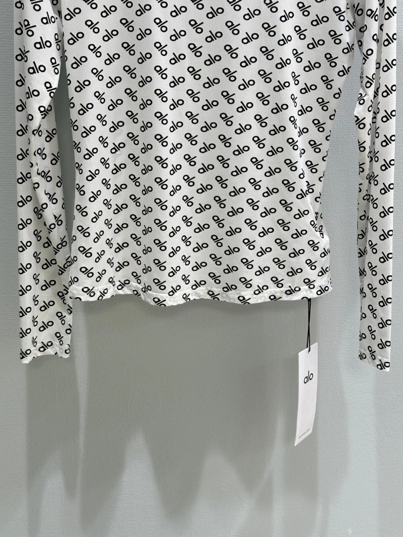 Alo T-Shirts Stretchable 157116
