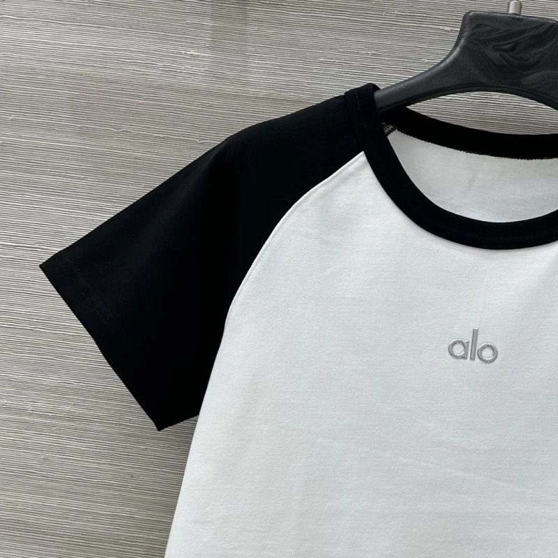 Alo T-Shirts Contemporary 157156
