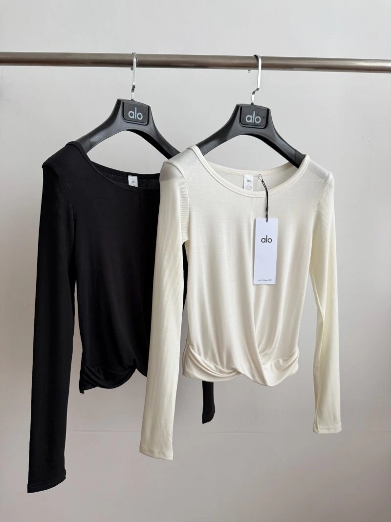 UrbanChic Alo T-Shirts 155064