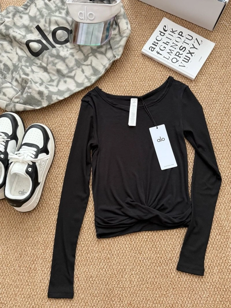 UrbanChic Alo T-Shirts 155064