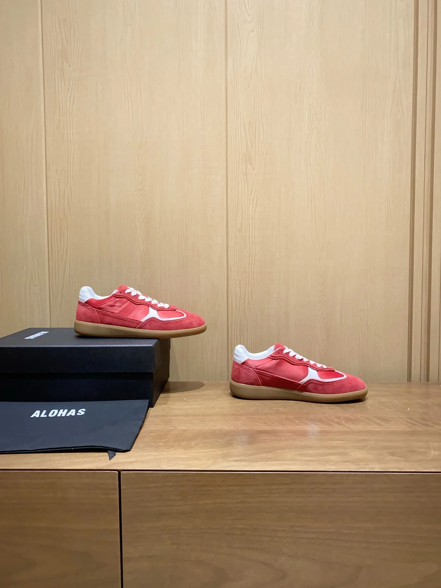 EasyMatch Alohas Shoes 8480