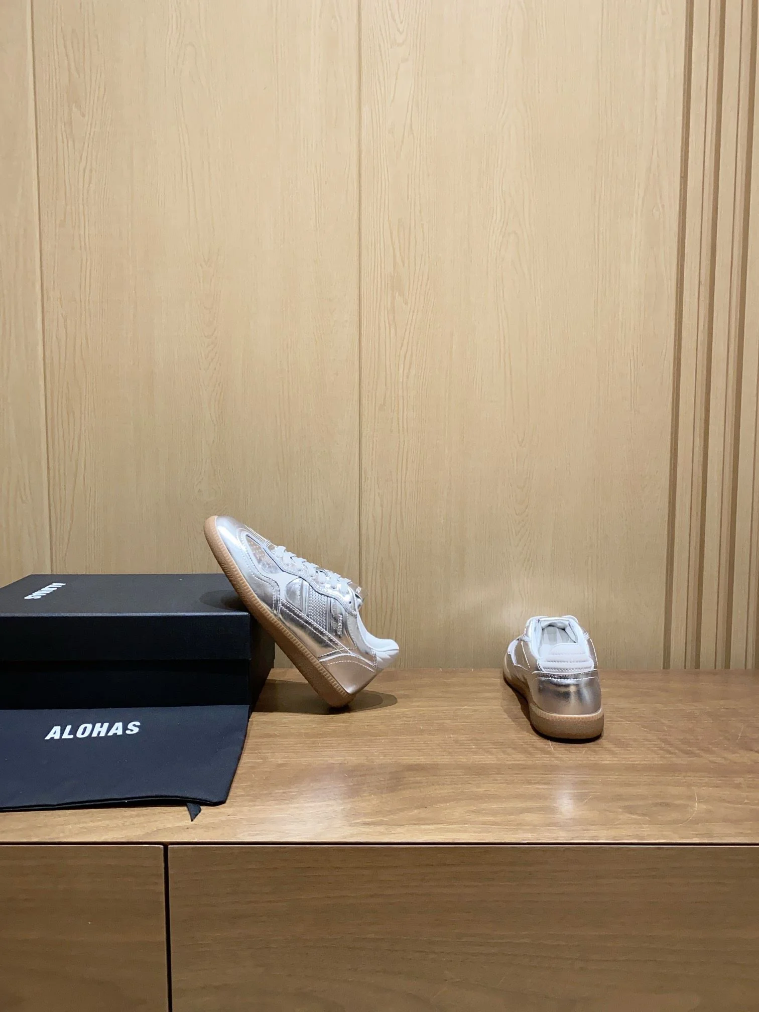 Alohas Shoes DailyWear 8526