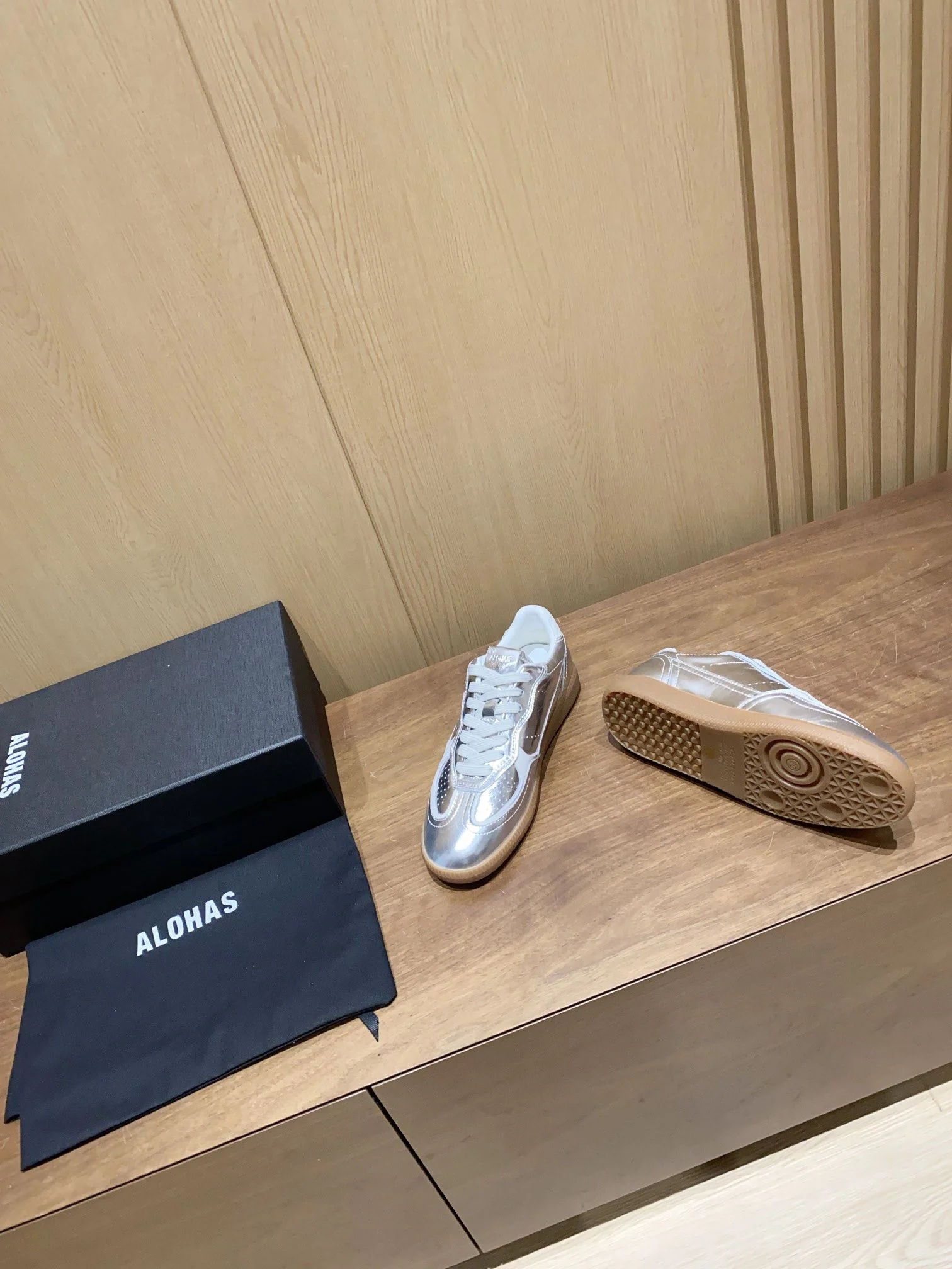Alohas Shoes DailyWear 8526
