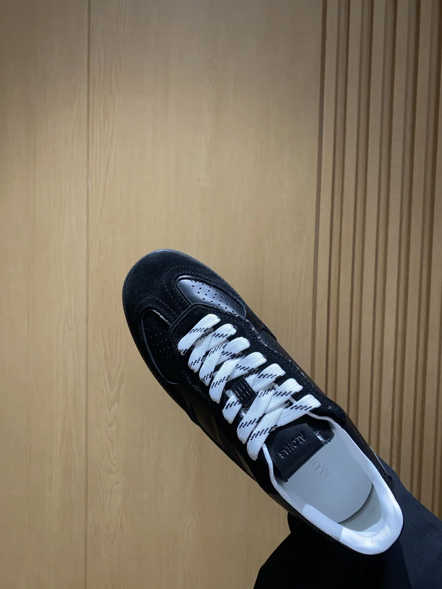 Alohas Shoes Sporty 8450