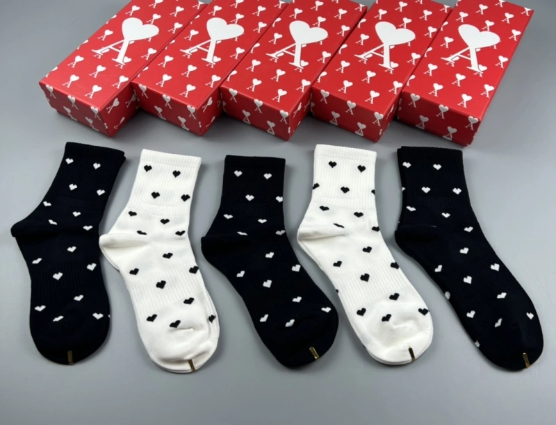Affordable Ami Socks 274536