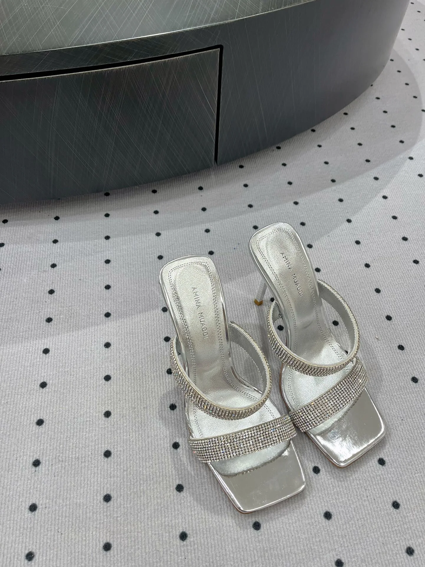 Stylish Amina Muaddi Sandals 8524