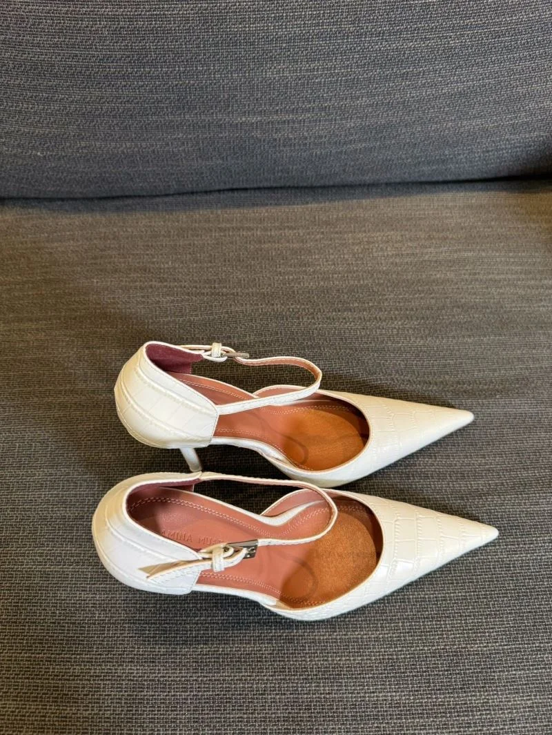 Attractive Amina Muaddi Sandals 16041