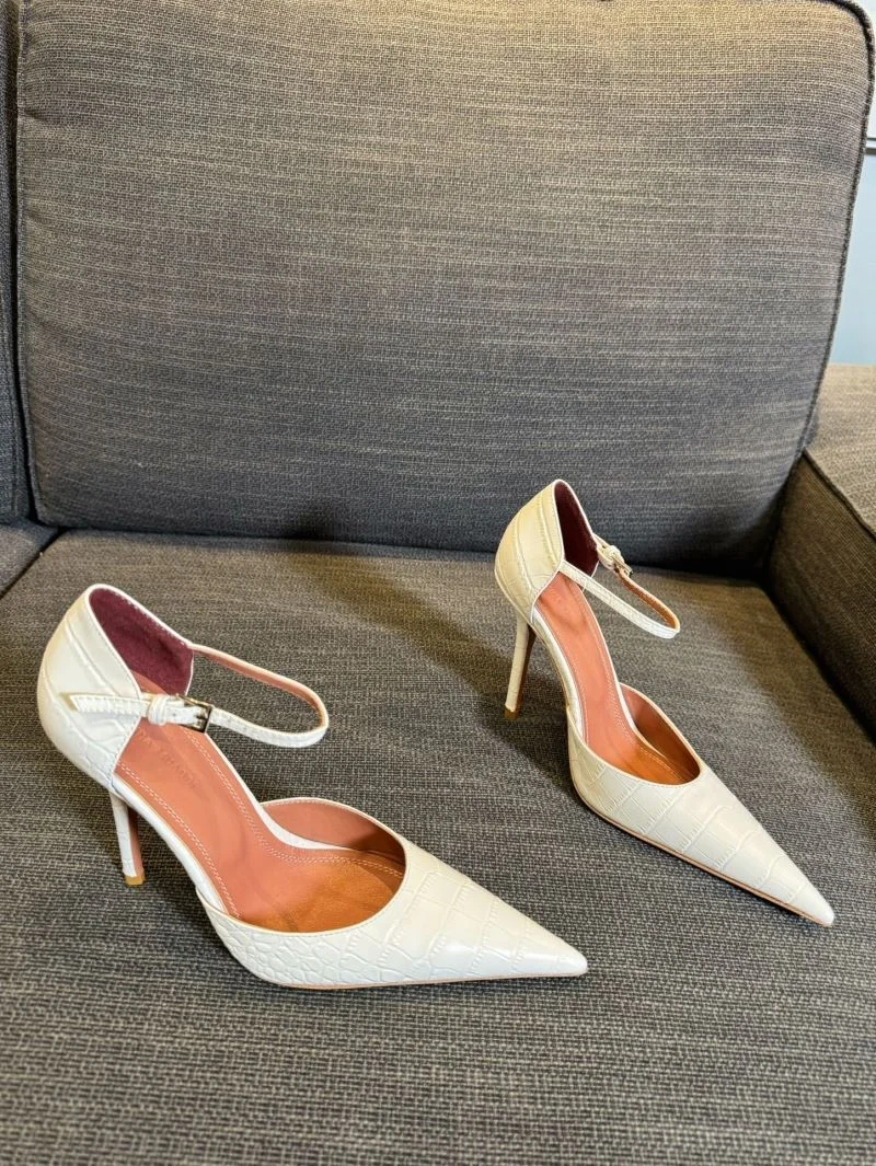 Attractive Amina Muaddi Sandals 16041