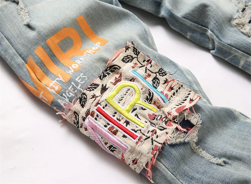 Trendy Amiri Jeans 164498