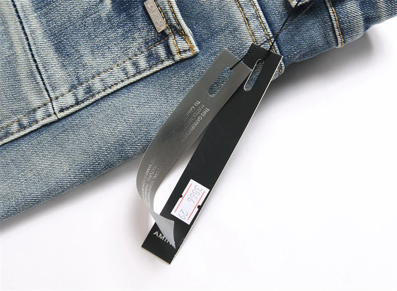 Trendy Amiri Jeans 164498